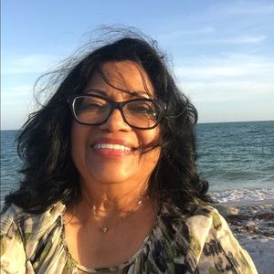 Meet your Posher, Fausta